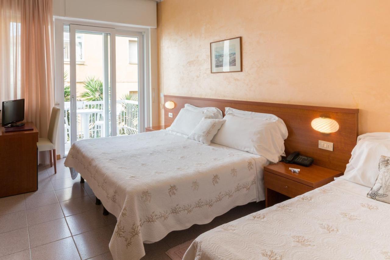 Corallo Wellness Hotel Diano Marina Eksteriør billede