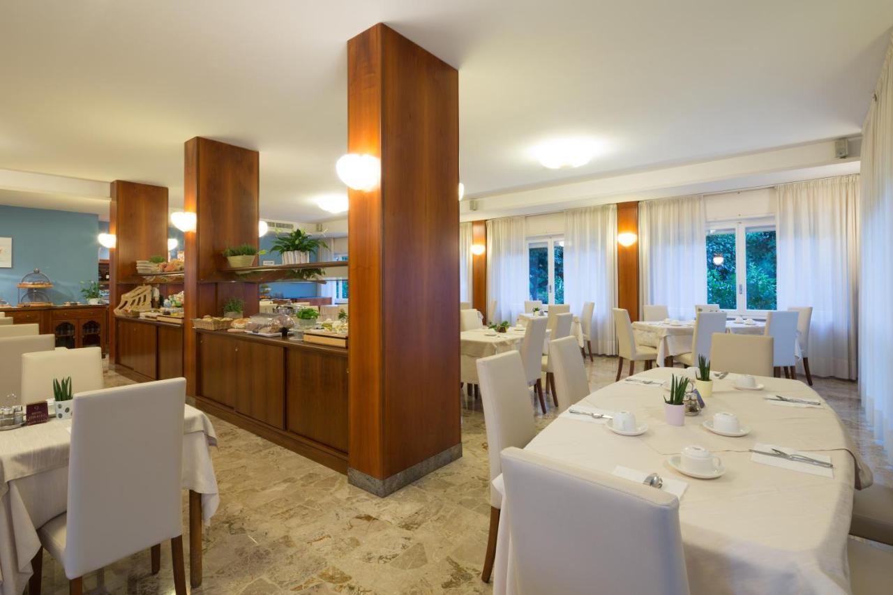 Corallo Wellness Hotel Diano Marina Eksteriør billede
